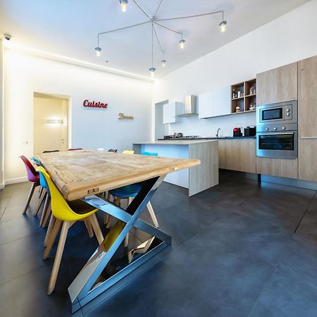 Napoli Squares Suites Экстерьер фото