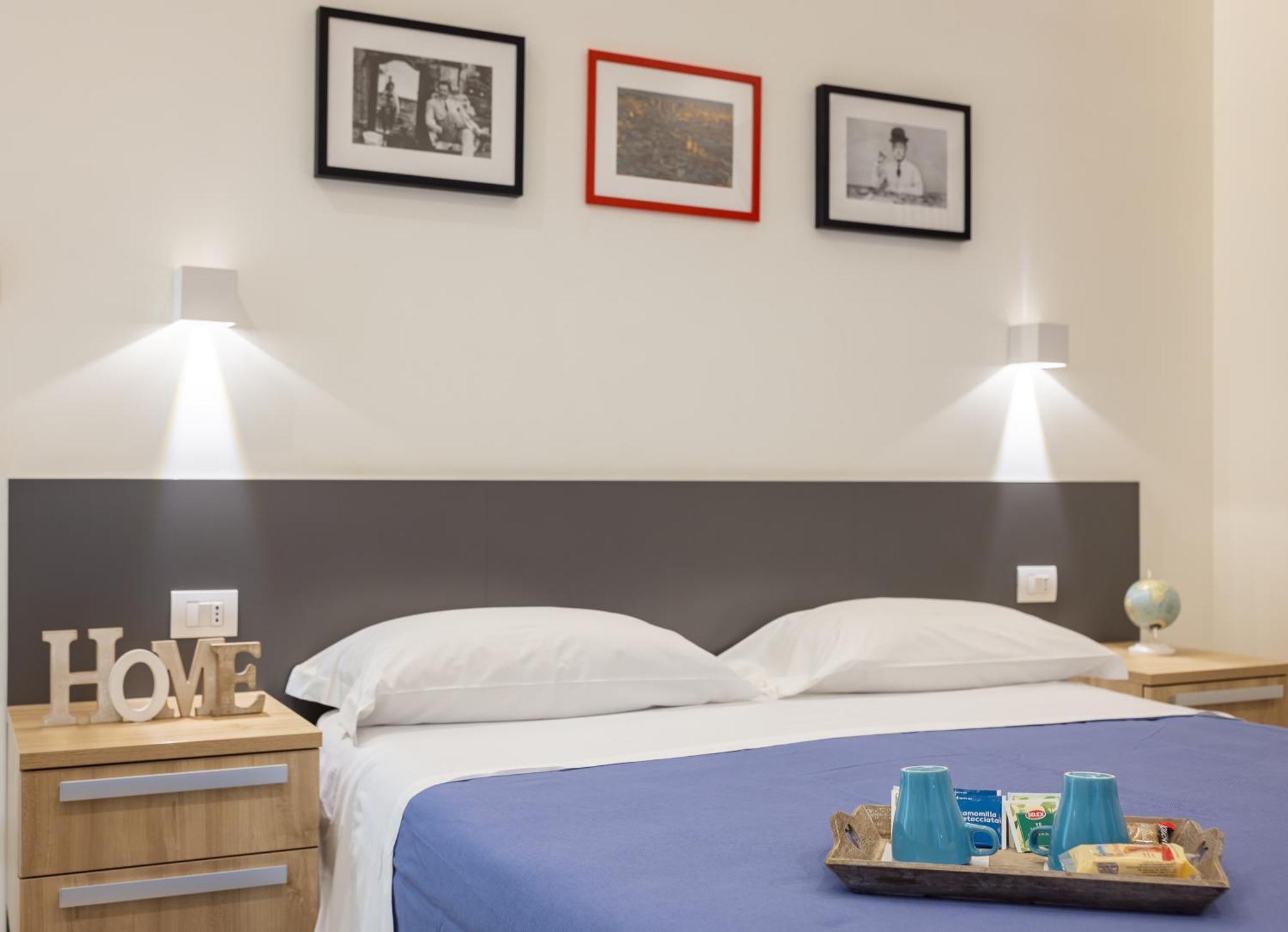 Napoli Squares Suites Экстерьер фото