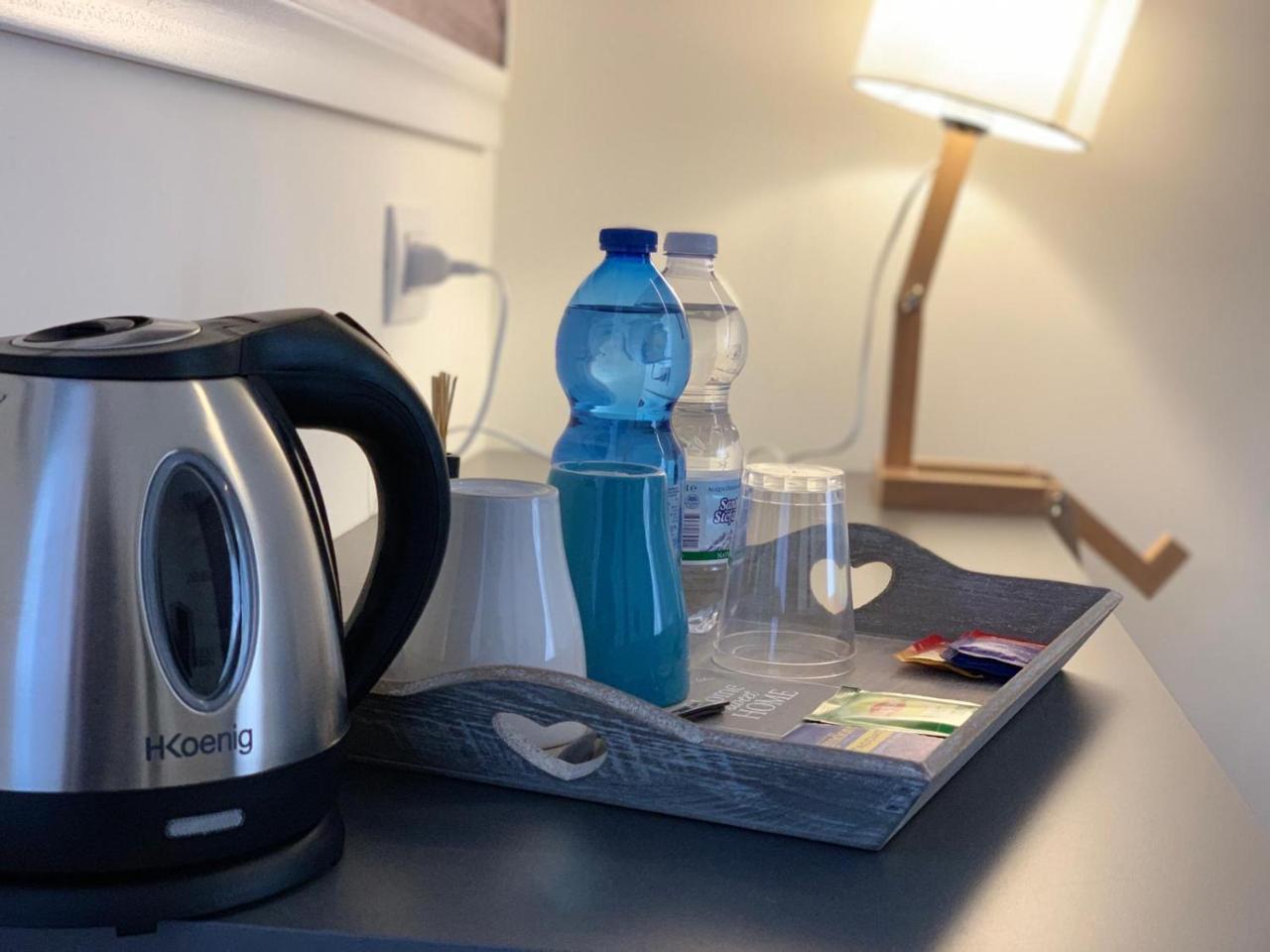 Napoli Squares Suites Экстерьер фото