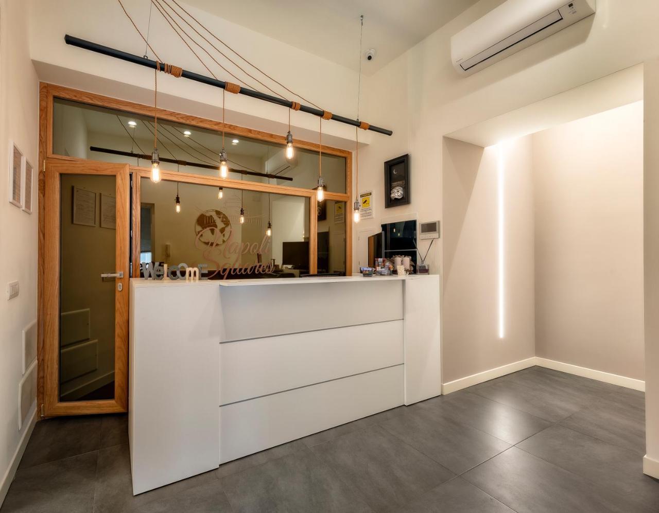 Napoli Squares Suites Экстерьер фото
