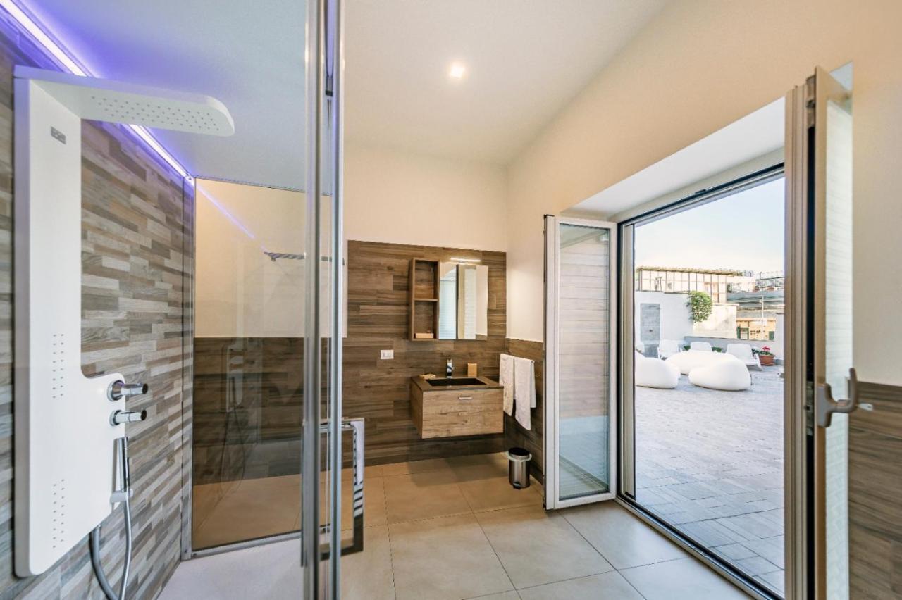 Napoli Squares Suites Экстерьер фото